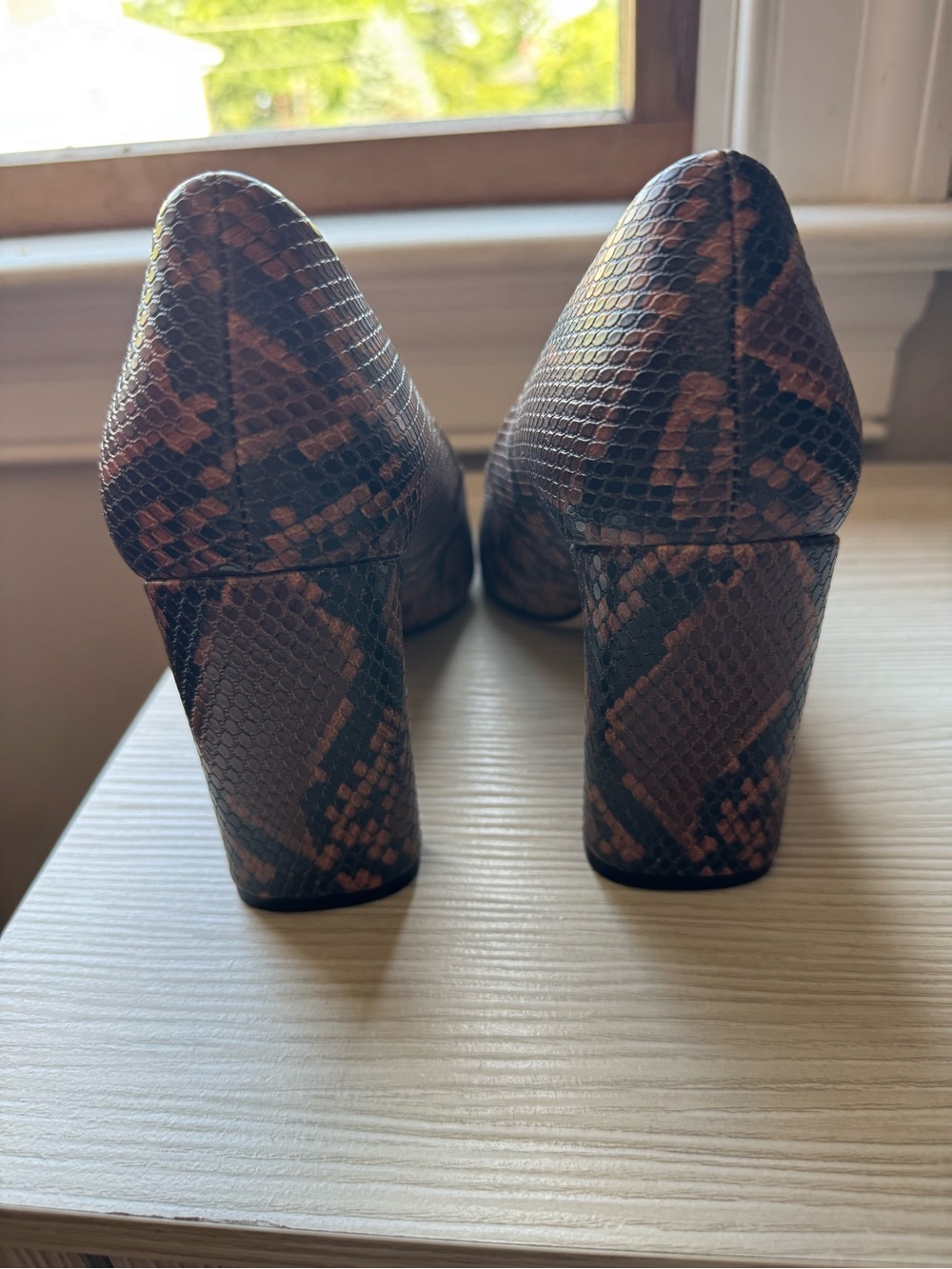 Franco Sarto Brown Snake-Print Pointed Toe Pumps - Picture 5 of 7